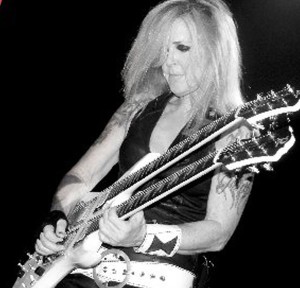 Lita-Ford_003-600x576