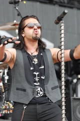 Pop Evil at Rock on the Range 2013 (credit Adam Bielawski)