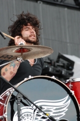 Pop Evil at Rock on the Range 2013 (credit Adam Bielawski)