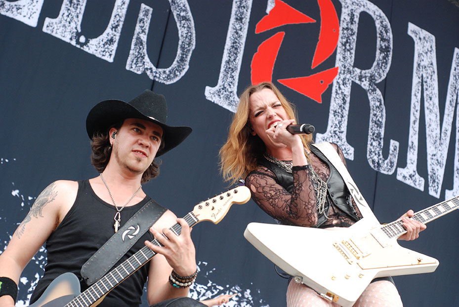 Halestorm New Video ‘I Am The Fire’